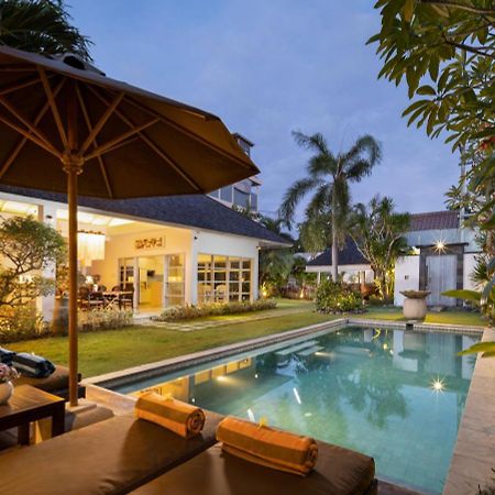 Villa Kiran 1 Seminyak, Big Pool! Big Garden! Dış mekan fotoğraf