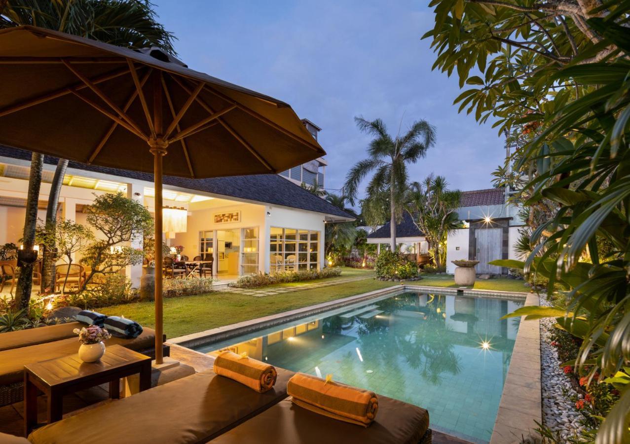 Villa Kiran 1 Seminyak, Big Pool! Big Garden! Dış mekan fotoğraf